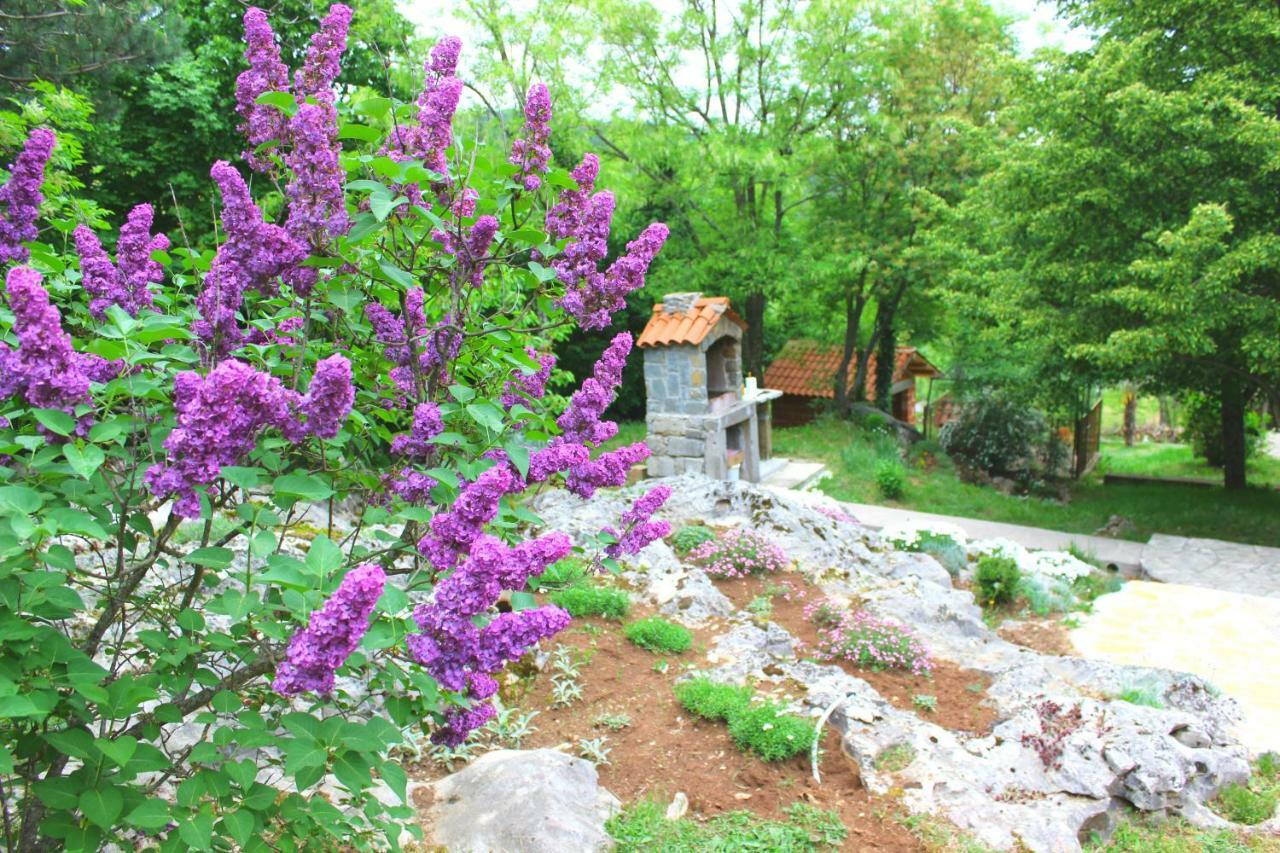 Holiday Home Deni Roc Экстерьер фото