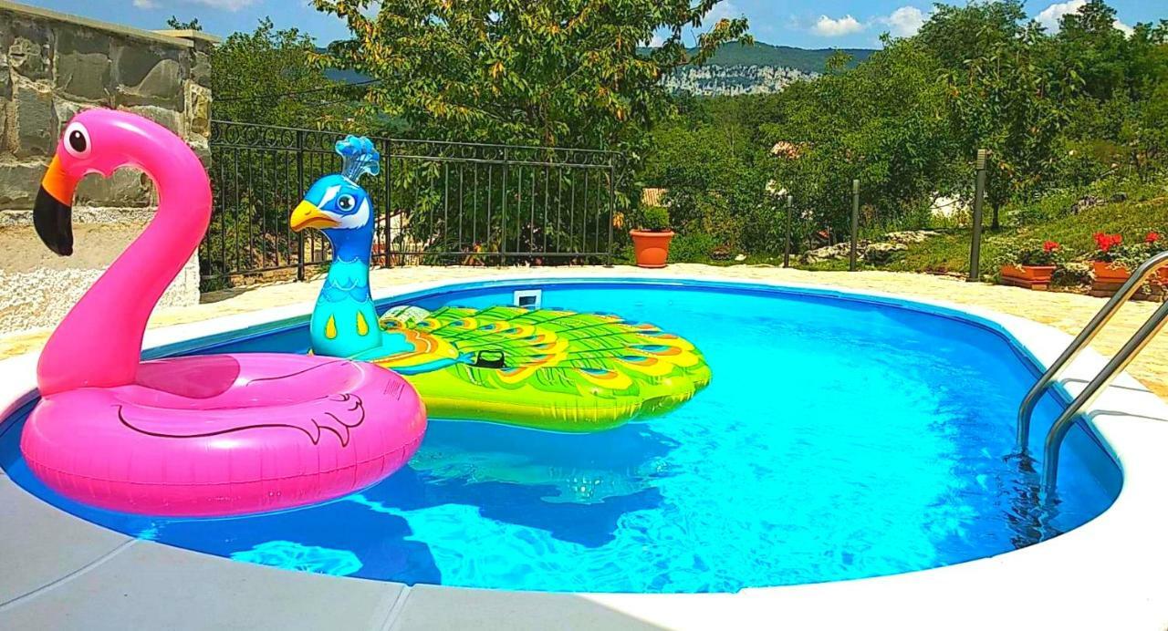 Holiday Home Deni Roc Экстерьер фото